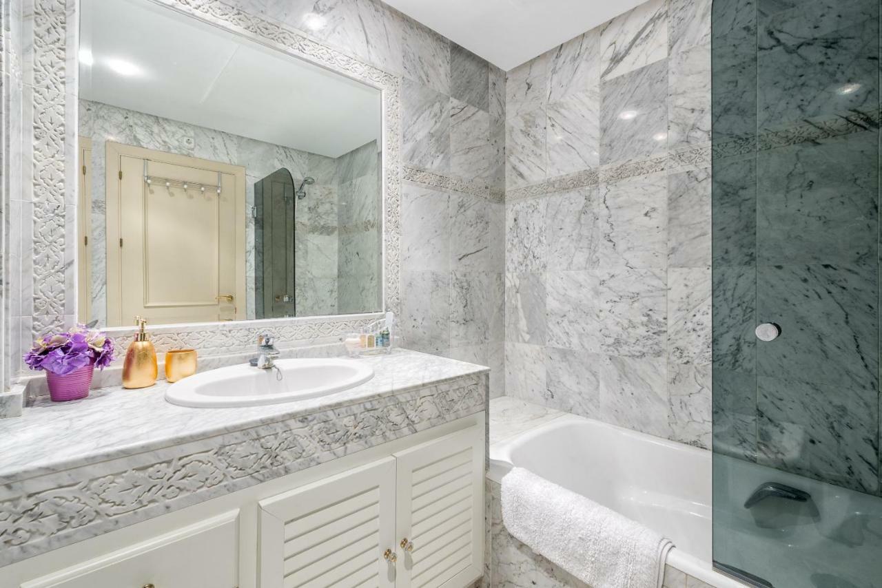 Wintowinrentals Luxury And Sea View Inside Puerto Marina Benalmádena Εξωτερικό φωτογραφία