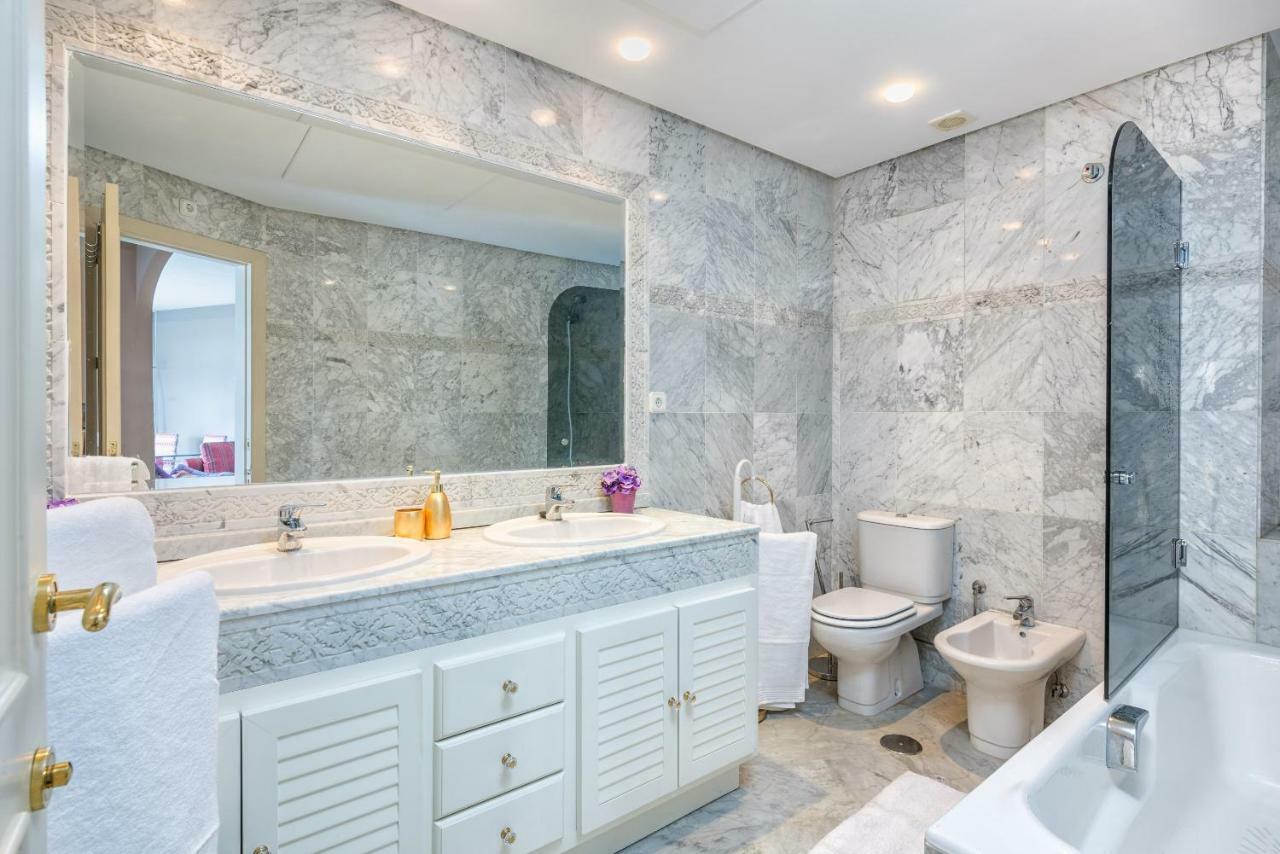 Wintowinrentals Luxury And Sea View Inside Puerto Marina Benalmádena Εξωτερικό φωτογραφία
